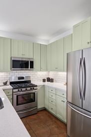 034-480-42nd-street-e.89259.p2k.019.web