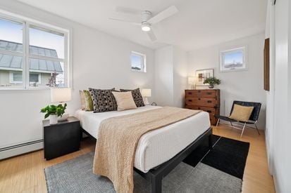 046-480-42nd-street-e.89259.p2k.027.web