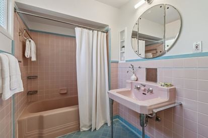 082-716-ashbury-avenue.89504.p2k.047.web