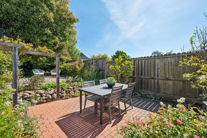 128-716-ashbury-avenue.89504.p2k.077.web