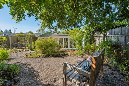 144-716-ashbury-avenue.89504.p2k.085.web