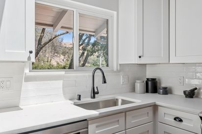 021-5928-mcbryde-avenue.93272.p2k.033