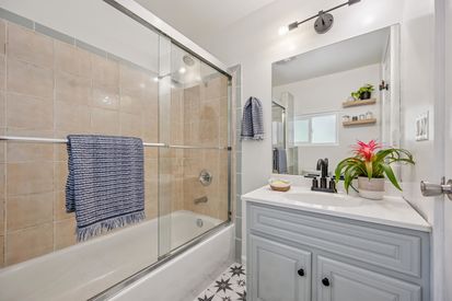 034-5928-mcbryde-avenue.93272.p2k.050