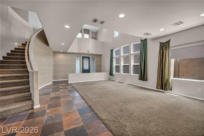 Local-2449-Daks-Loden-Henderson-LivingRoom2