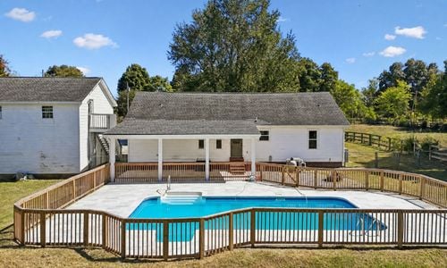 4670 Lunns Store Rd: A Renovated Chapel Hill Home on a&hellip;