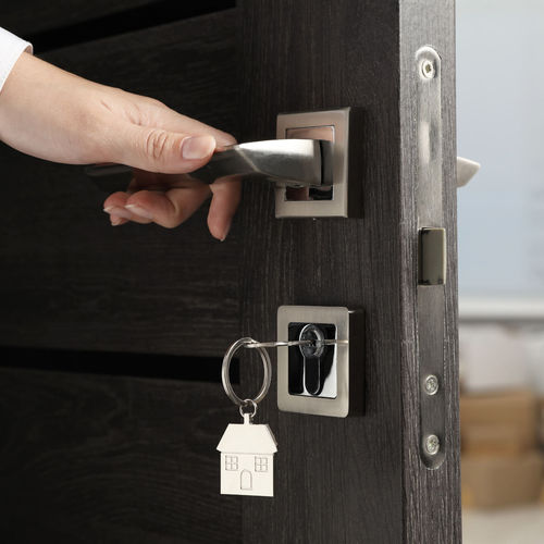 Why It's Important To Work With A Realtor