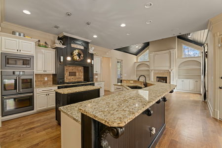 8125 Nunn Trace (7)