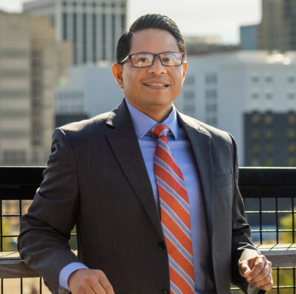 Luis Cordova