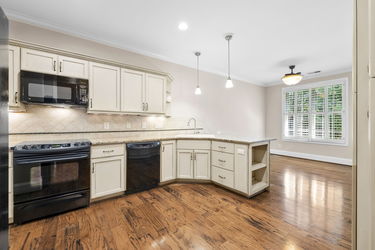 11-web-or-mls-BENR4068