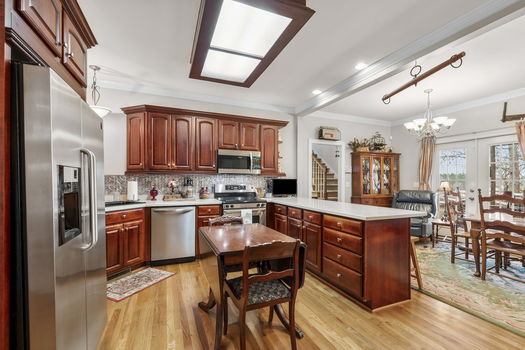 8-web-or-mls-BENR7116