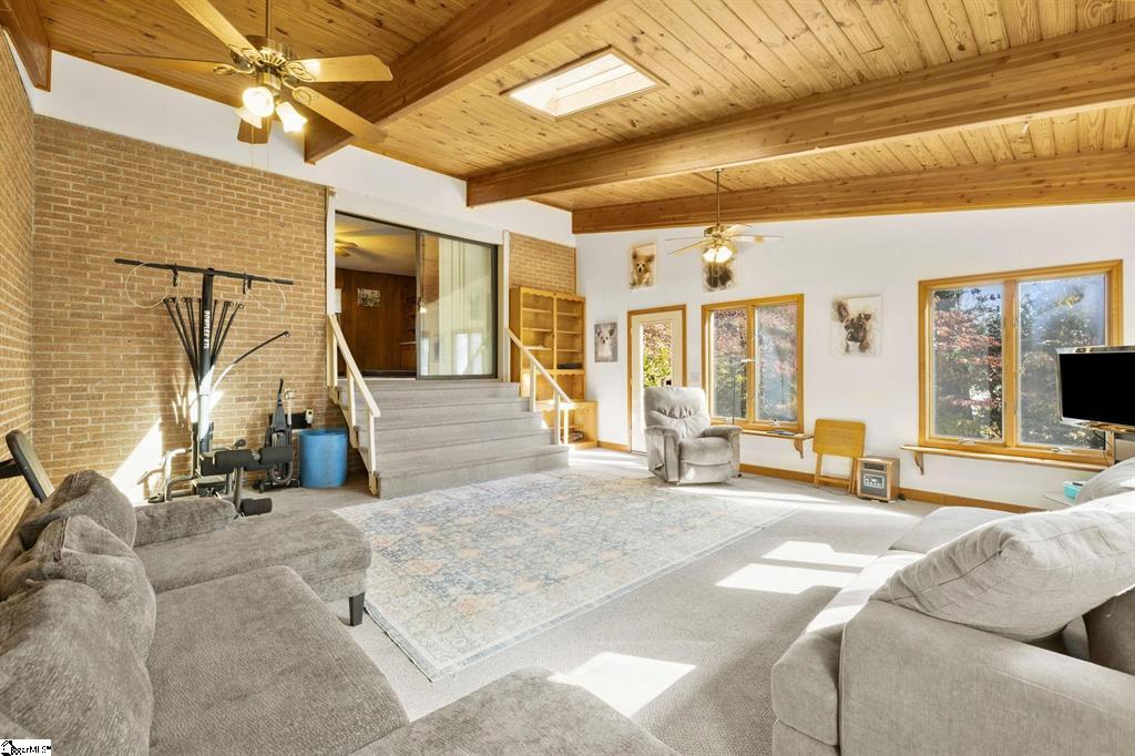 1574157-38eaa9e8-4fd7-43a4-849c-8bd377b54d67