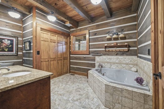 23-web-or-mls-BENR5475