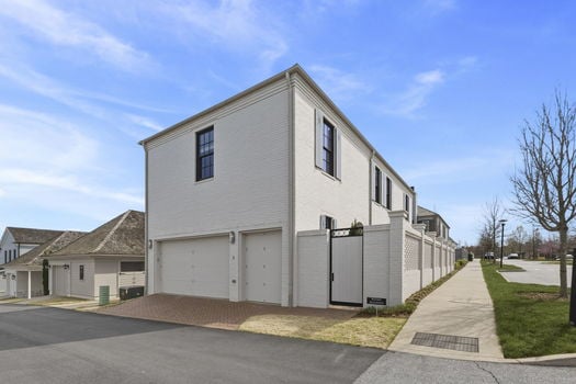 43-web-or-mls-BENR4852