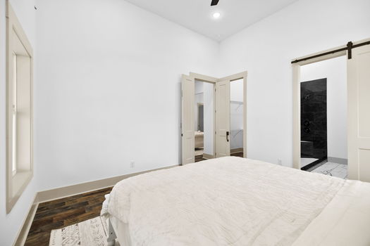 30-web-or-mls-BENR3098