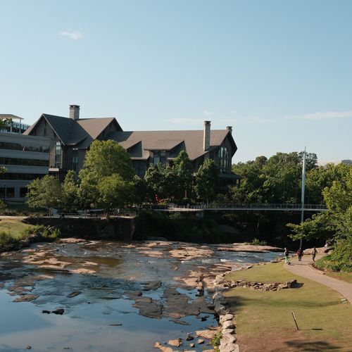 Greenville SC vs Asheville NC: Which Mountain City Is Better for You?