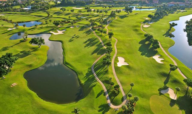 Private Golf Course photo 5