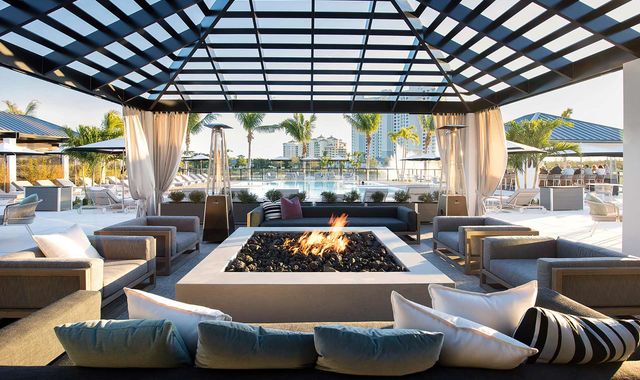 Kalea-Bay-Fire-Pit-2-Daylight