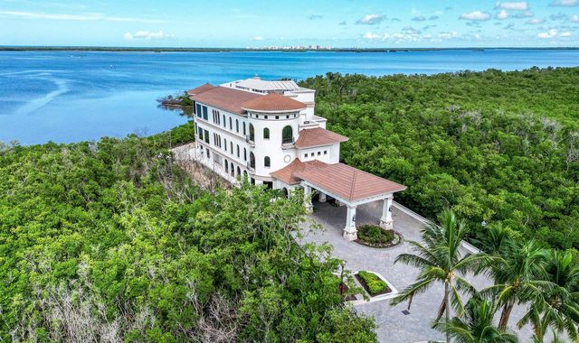 Popup-Bay-Club-Daytime-Aerial-High-Res-14