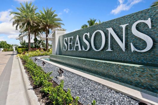 Seasons at Bonita
