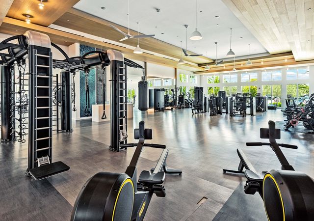 Kalea Bay crop13940-old-coast-rd-naples-fl-34110-gym-13-updated