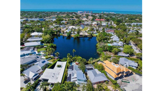 Lake Park