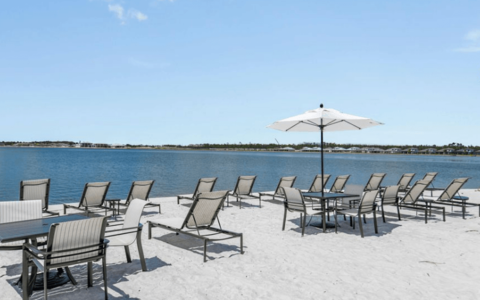 Esplanade Lake Club (2)