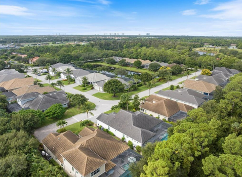 Oaks of Estero