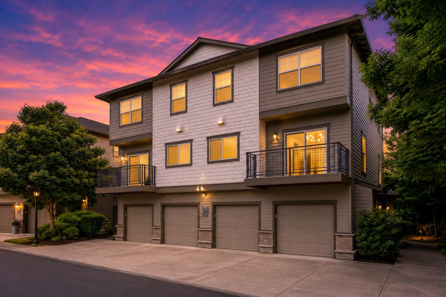 8656 NE DELAMERE WAY Exterior 2