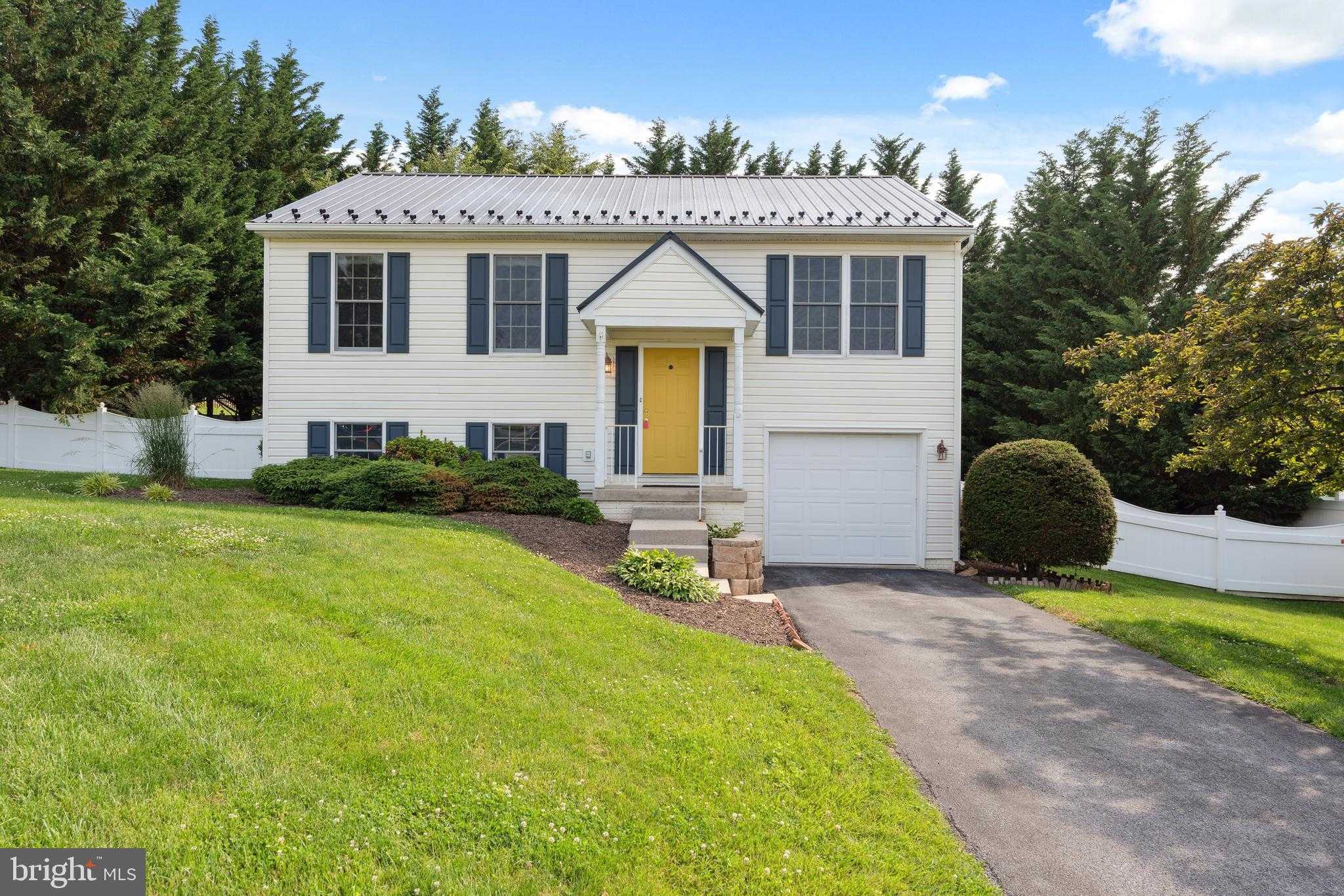 105-daniels-court-smithsburg