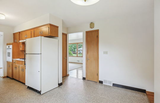 10-web-or-mls-310-18th-Ave-S-010