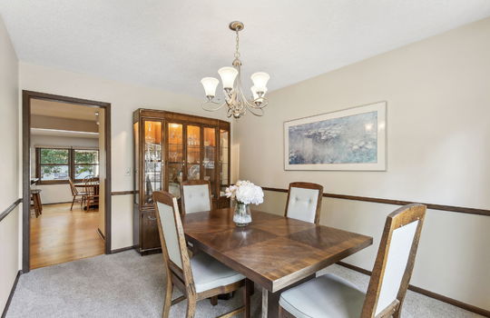 12-web-or-mls-9324-Russell-Ave-MSP-012