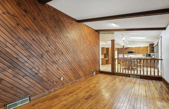 23-web-or-mls-9324-Russell-Ave-MSP-023 (2)