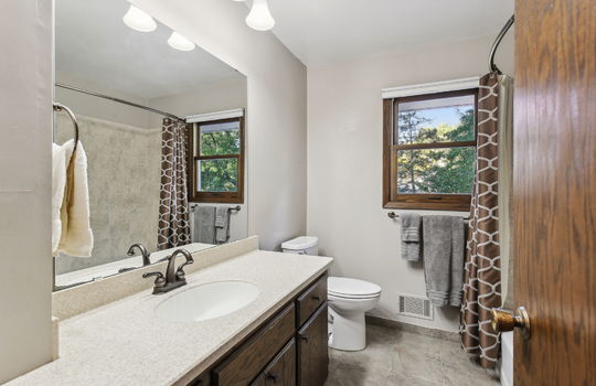 28-web-or-mls-9324-Russell-Ave-MSP-028