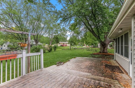 6-web-or-mls-1509-Lyndale-Cir-06