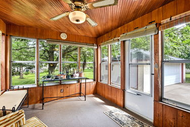 21-web-or-mls-7024-Drew-Ave-N-15