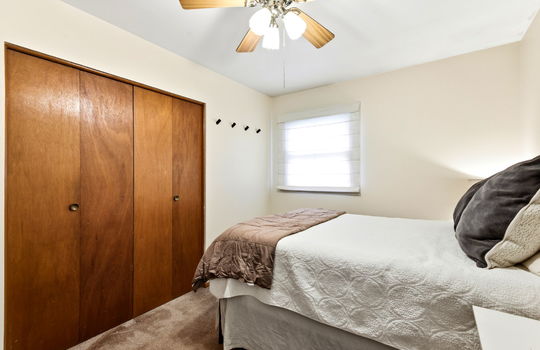 28-web-or-mls-7024-Drew-Ave-N-20