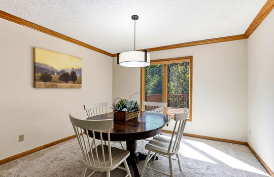 12-web-or-mls-4690-Parkridge-Dr-12