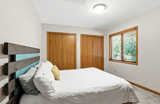 52-web-or-mls-4690-Parkridge-Dr-52
