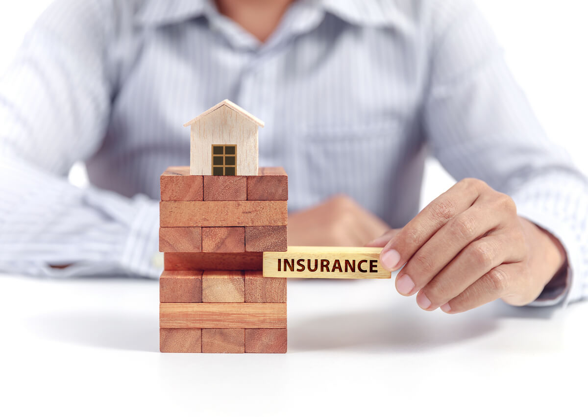 How to choose your homeowner’s insurance (and why you should definitely have one)