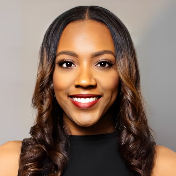 Ashlyn-Richards-crop-II-new-bg6x6