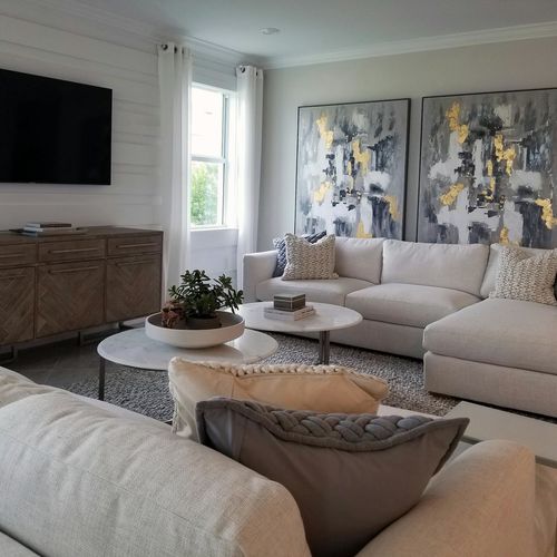 Staging Psychology 101: Why Neutral Tones Still Win in 2026