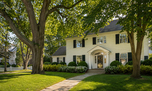 Greenwich CT Home Prices Are Defying the National …
