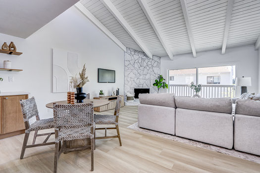 Hoffman Murphy - 848 1st_Dining-Living