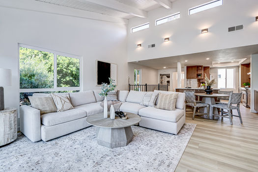 Hoffman Murphy - 848 1st_Liivng room4