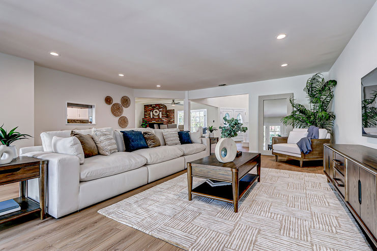 Hoffman Murphy - 547 24th_Living room6