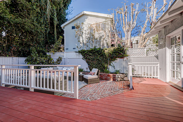 Hoffman Murphy - 547 24th_Yard1