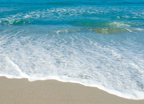 calm ocean shore waves