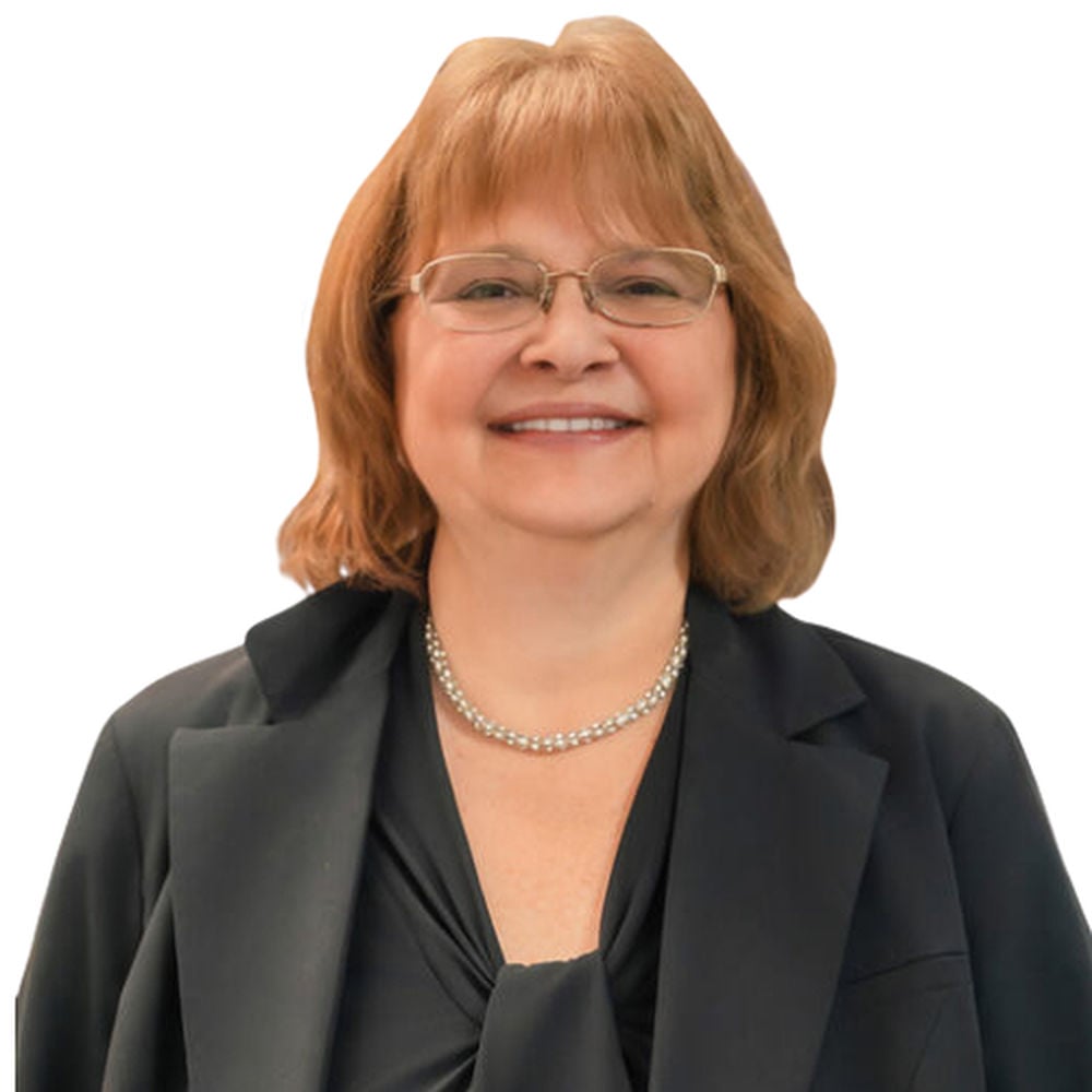 Tracy Salmons