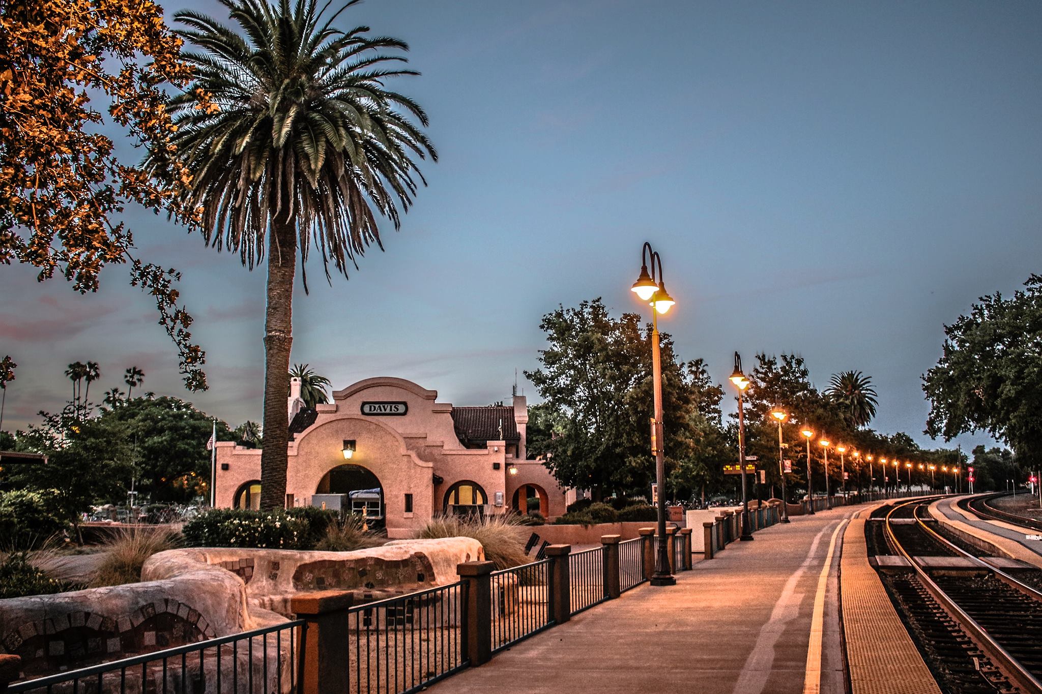 davis train station