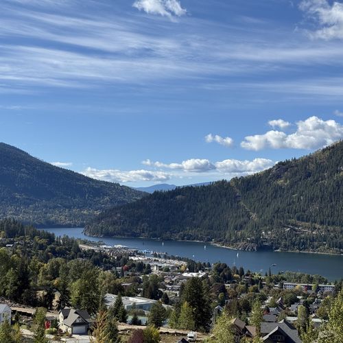 Is Nelson BC Worth Moving To? The Honest Pros and Cons